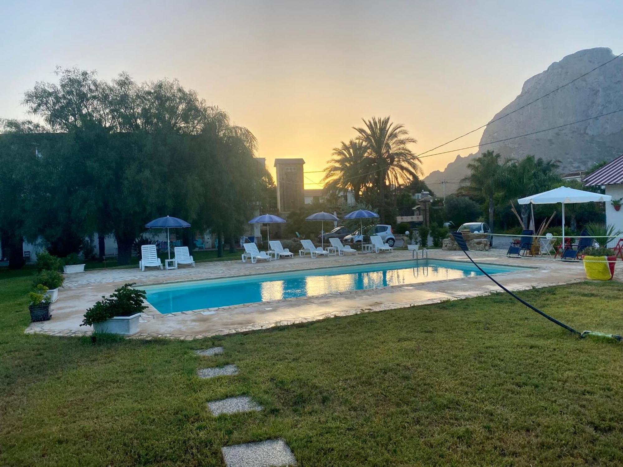 Villa Piruzzu Cv Torre Mulinazzo App P Cinisi Eksteriør billede